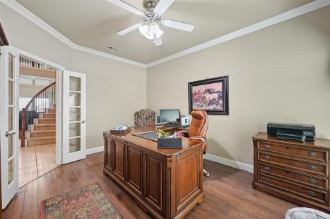 4501 Woodcrest Lane Mansfield TX 76063