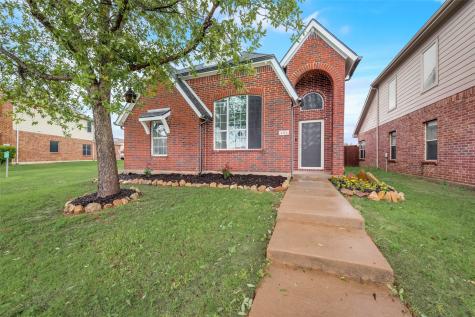 205 Tonto Street Aubrey TX 76227