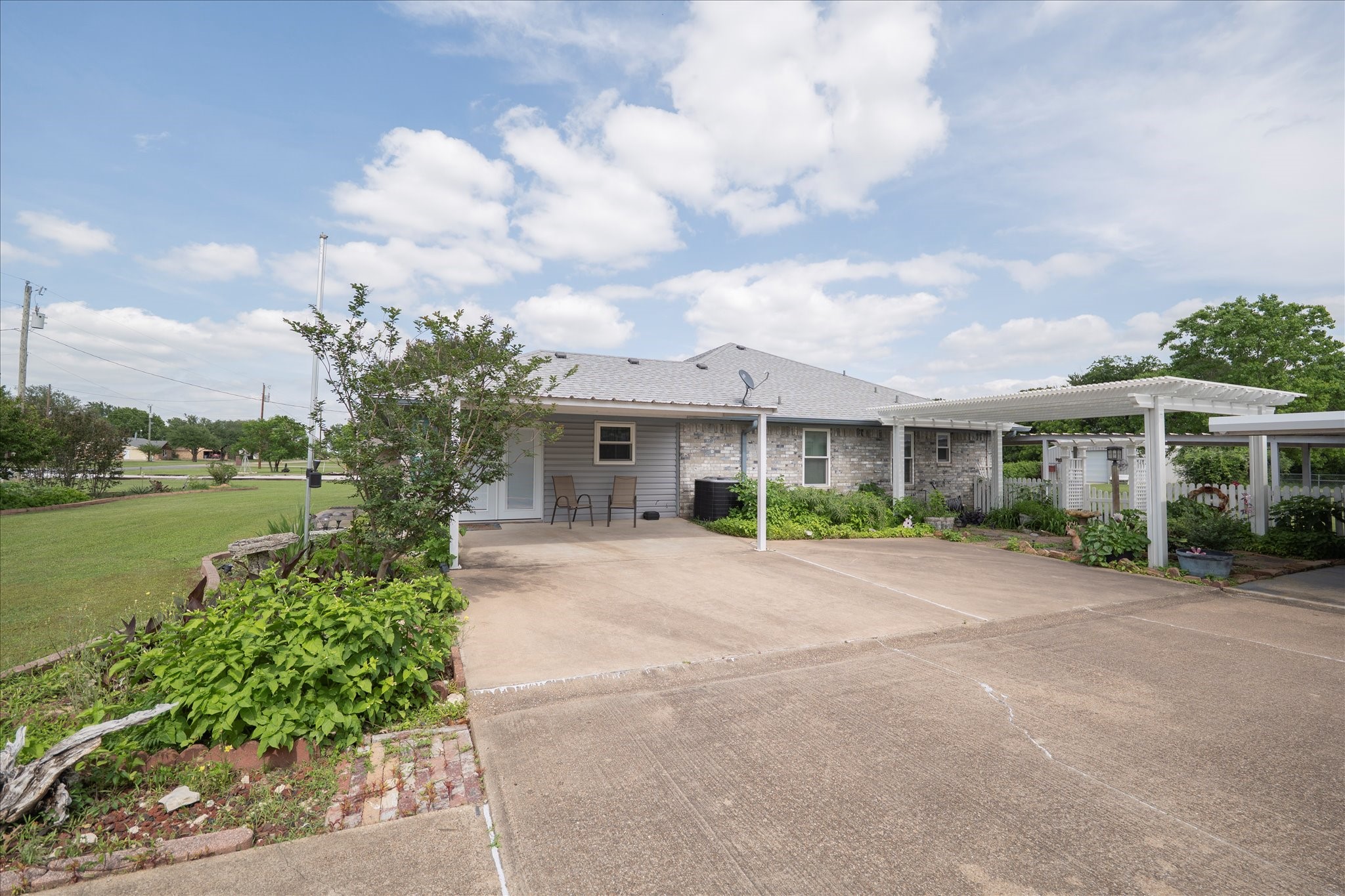 107 Fort Graham Circle Waco TX 76705