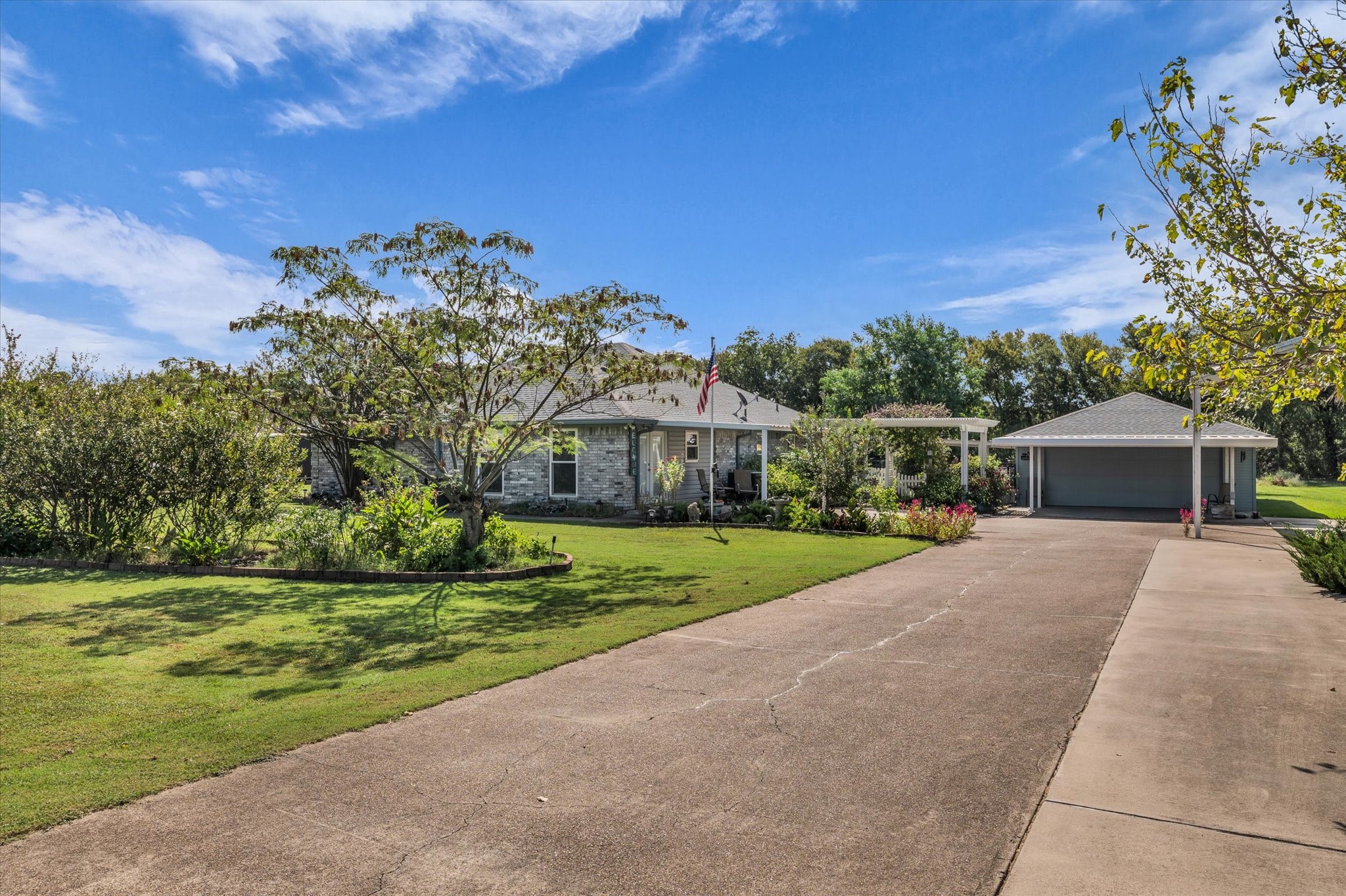107 Fort Graham Circle Waco TX 76705