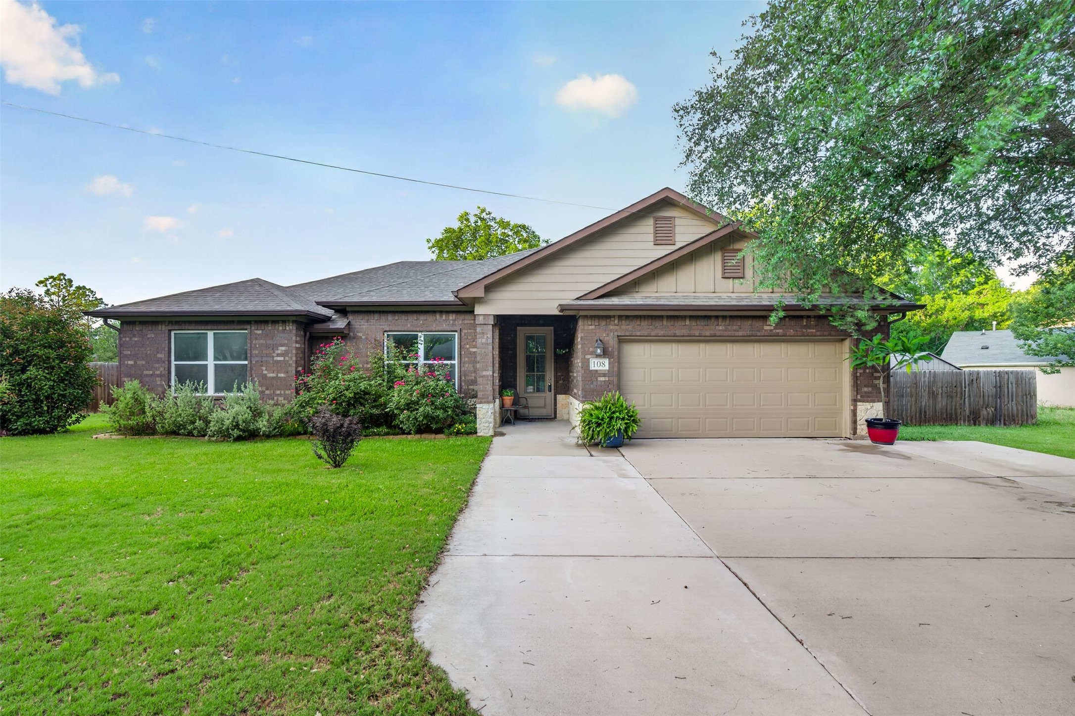 108 Mcanear Street Cleburne TX 76033