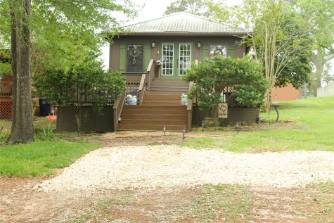 61 Hunters Creek Drive Huntsville TX 77340