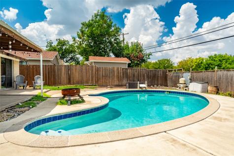 629 Bur Oak Drive Irving TX 75060