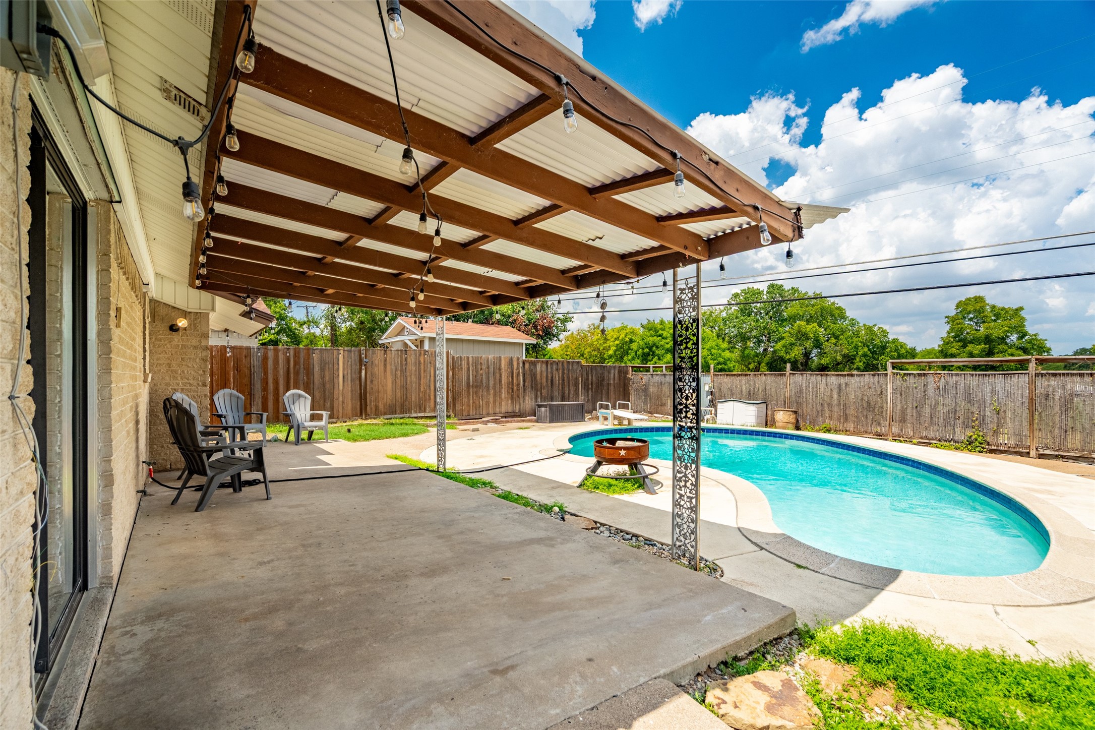 629 Bur Oak Drive Irving TX 75060