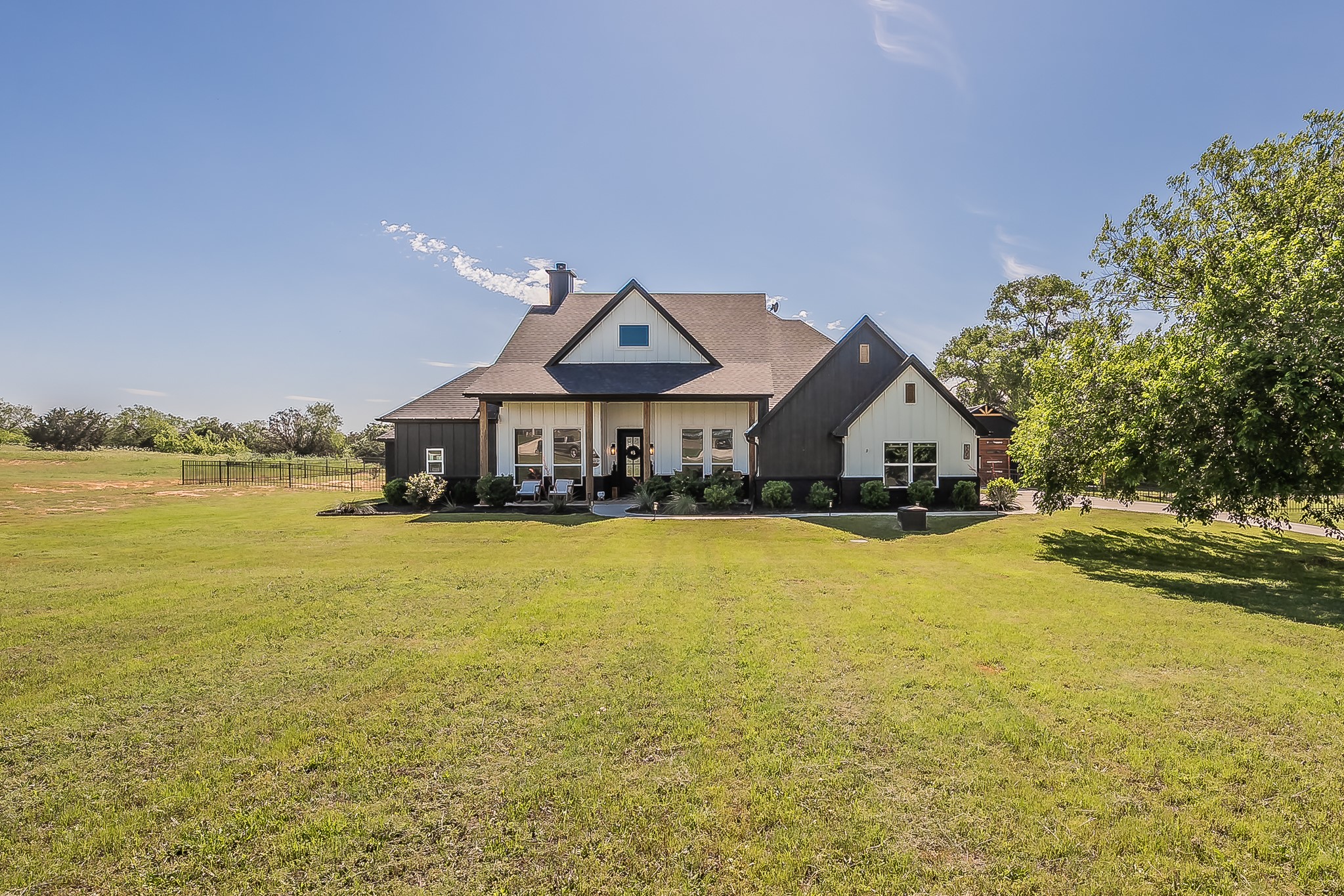 505 N Saddle Horn Court Weatherford TX 76087