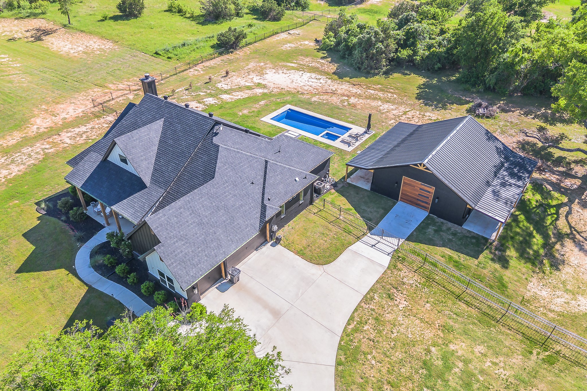 505 N Saddle Horn Court Weatherford TX 76087