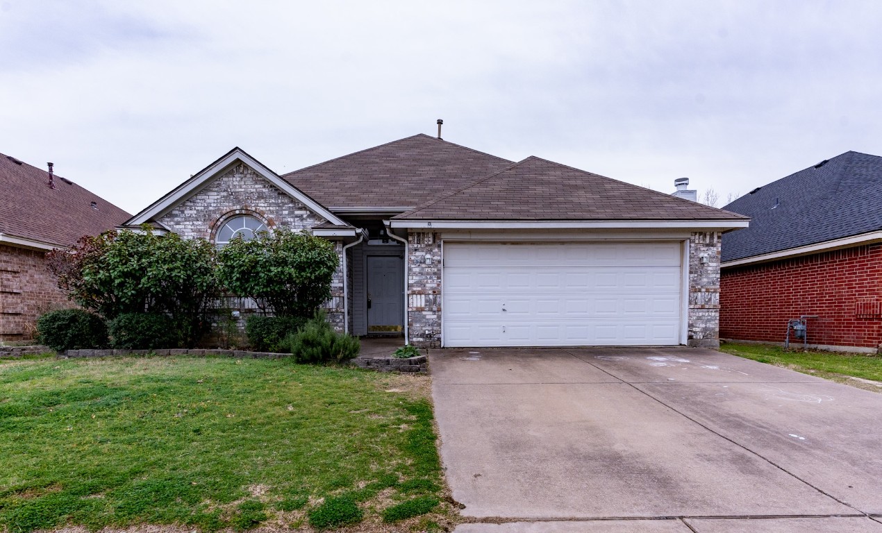 8924 Saranac Trail Fort Worth TX 76118