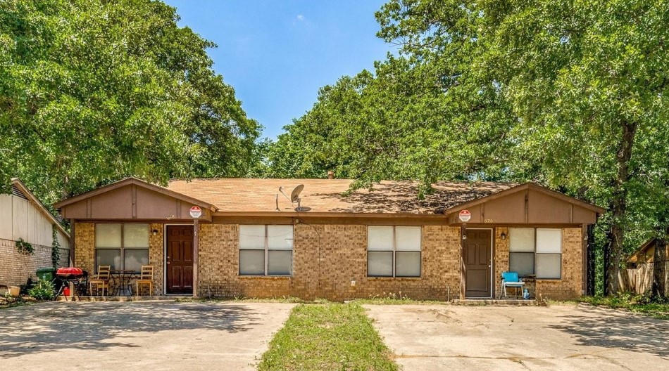 618 Mcqueary Street Arlington TX 76012
