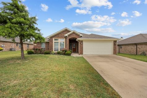 709 W Sheila Circle Joshua TX 76058