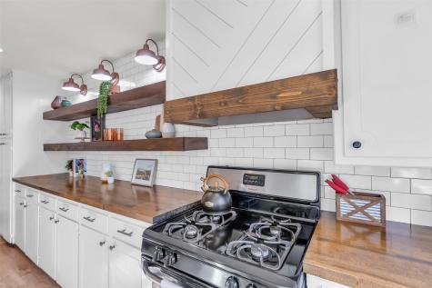 603 Lilly Street Cleburne TX 76033