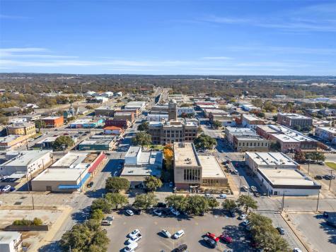 603 Lilly Street Cleburne TX 76033