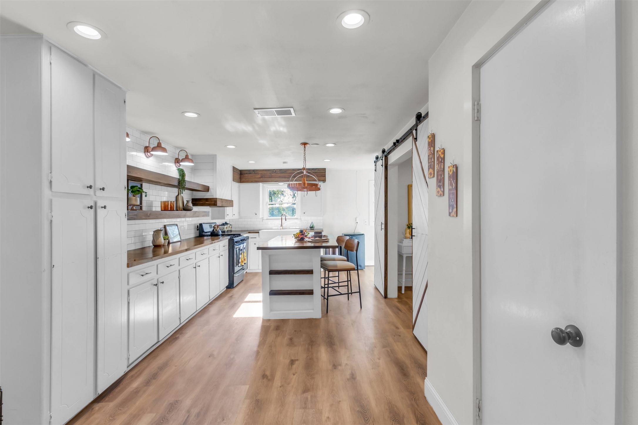 603 Lilly Street Cleburne TX 76033