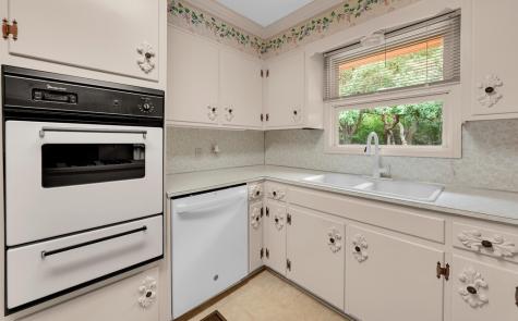 7808 Delhi Road Woodway TX 76712