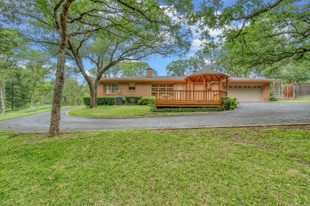 7808 Delhi Road Woodway TX 76712