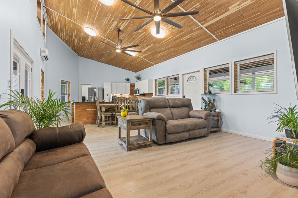 1129 Holly Road Gilmer TX 75644