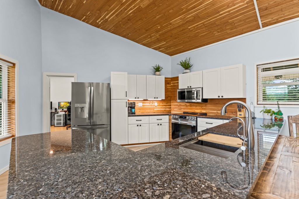 1129 Holly Road Gilmer TX 75644