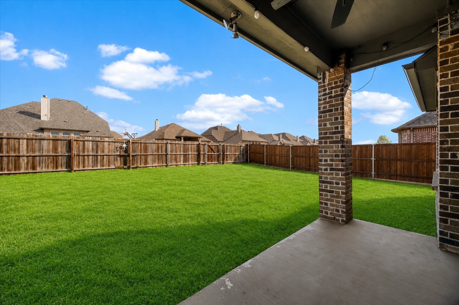 547 La Grange Drive Fate TX 75087