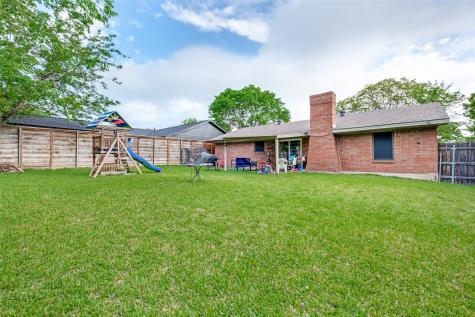 1717 Parkhaven Drive Seagoville TX 75159