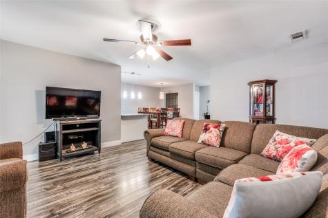 1717 Parkhaven Drive Seagoville TX 75159