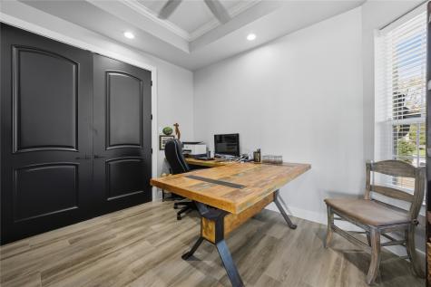 1617 Maple Drive Tool TX 75143