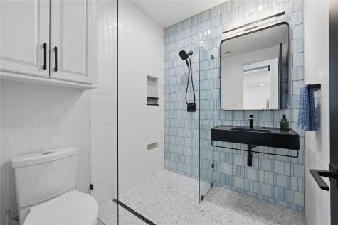 1617 Maple Drive Tool TX 75143