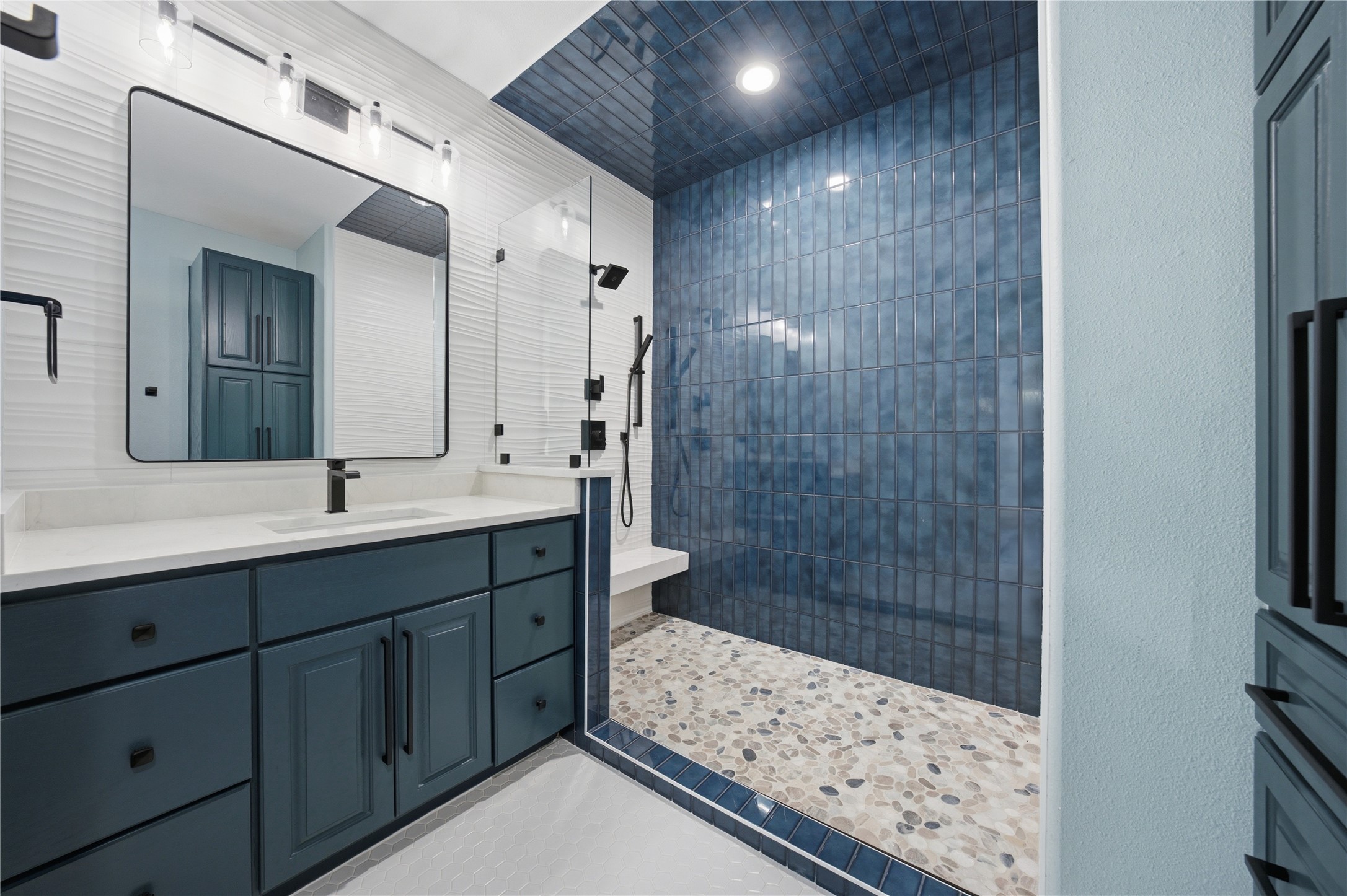 1617 Maple Drive Tool TX 75143