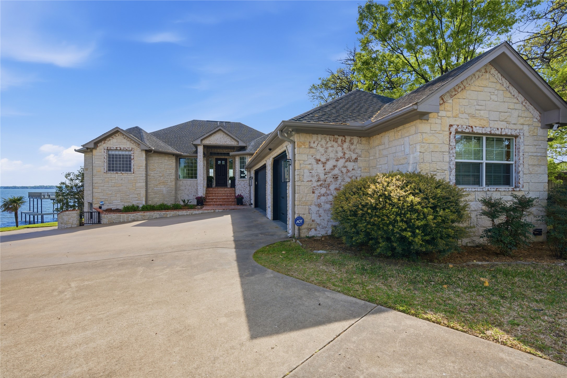 1617 Maple Drive Tool TX 75143