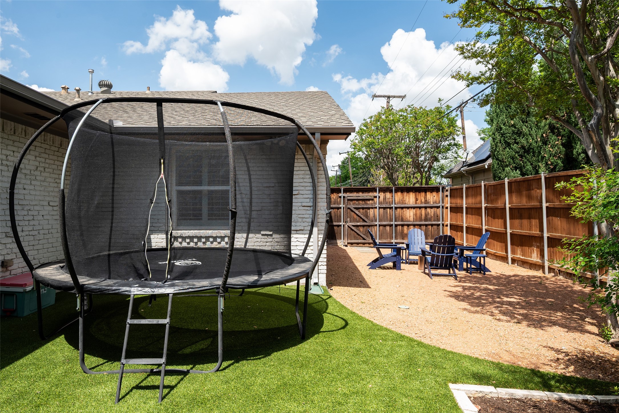 3352 Princess Lane Dallas TX 75229