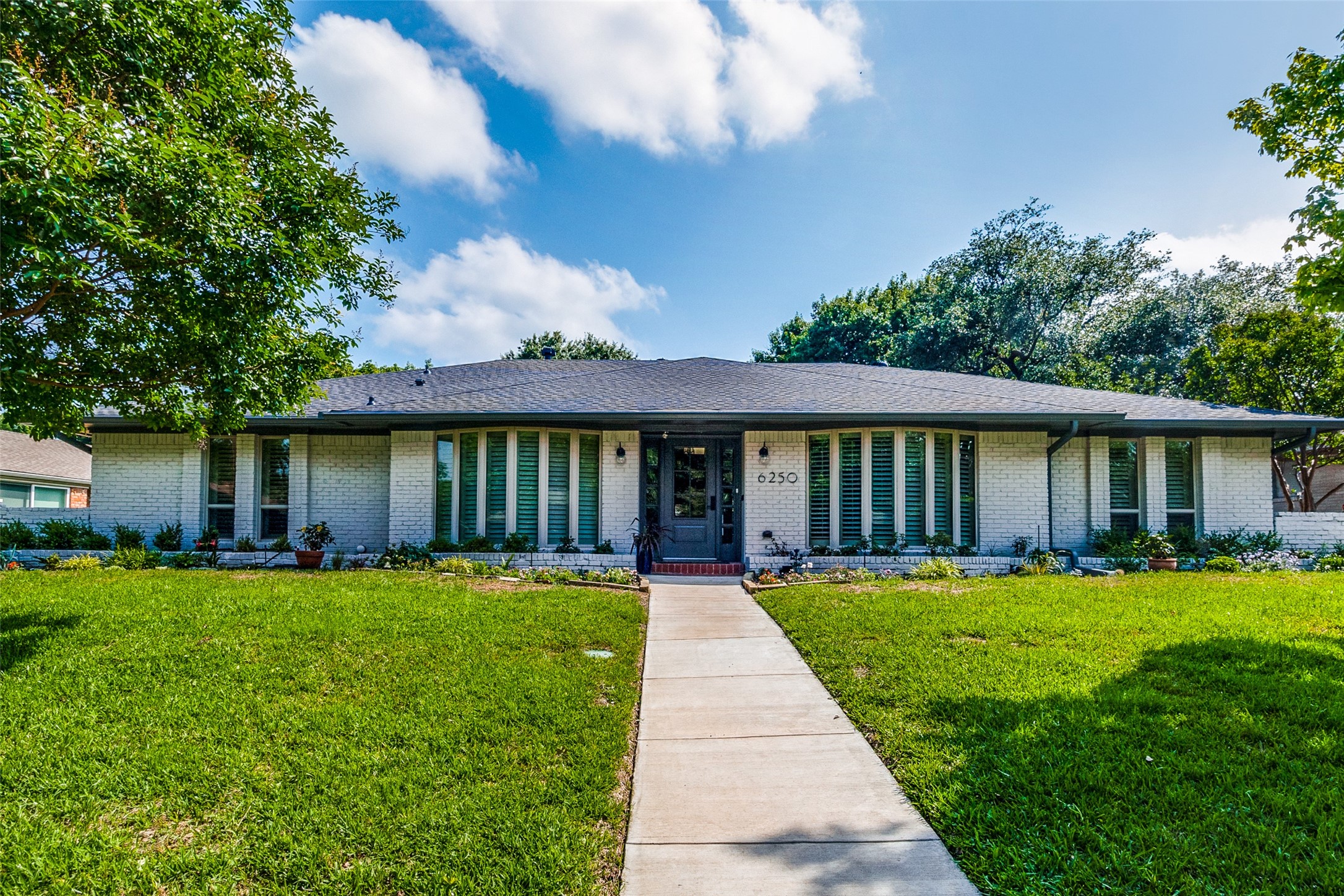 6250 Danbury Lane Dallas TX 75214