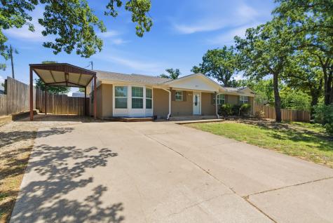 117 Bryan Street Jacksboro TX 76458