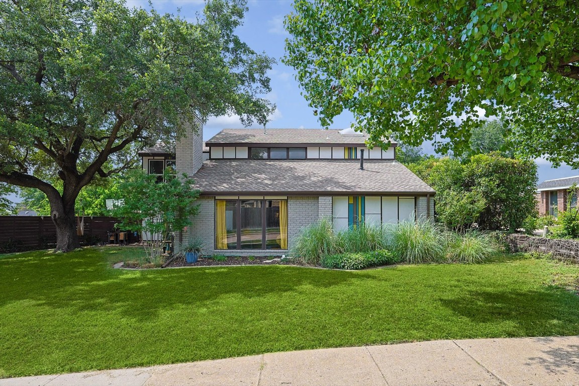 1202 Derbyshire Lane Carrollton TX 75007