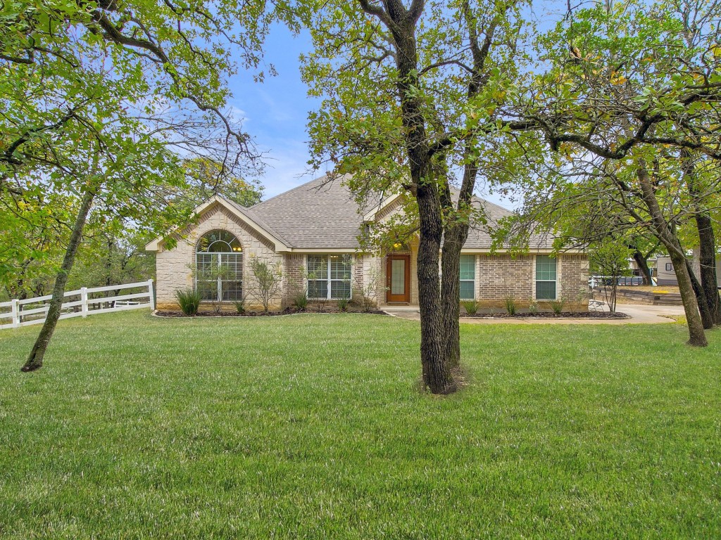 336 Fossil Rock Drive Azle TX 76020