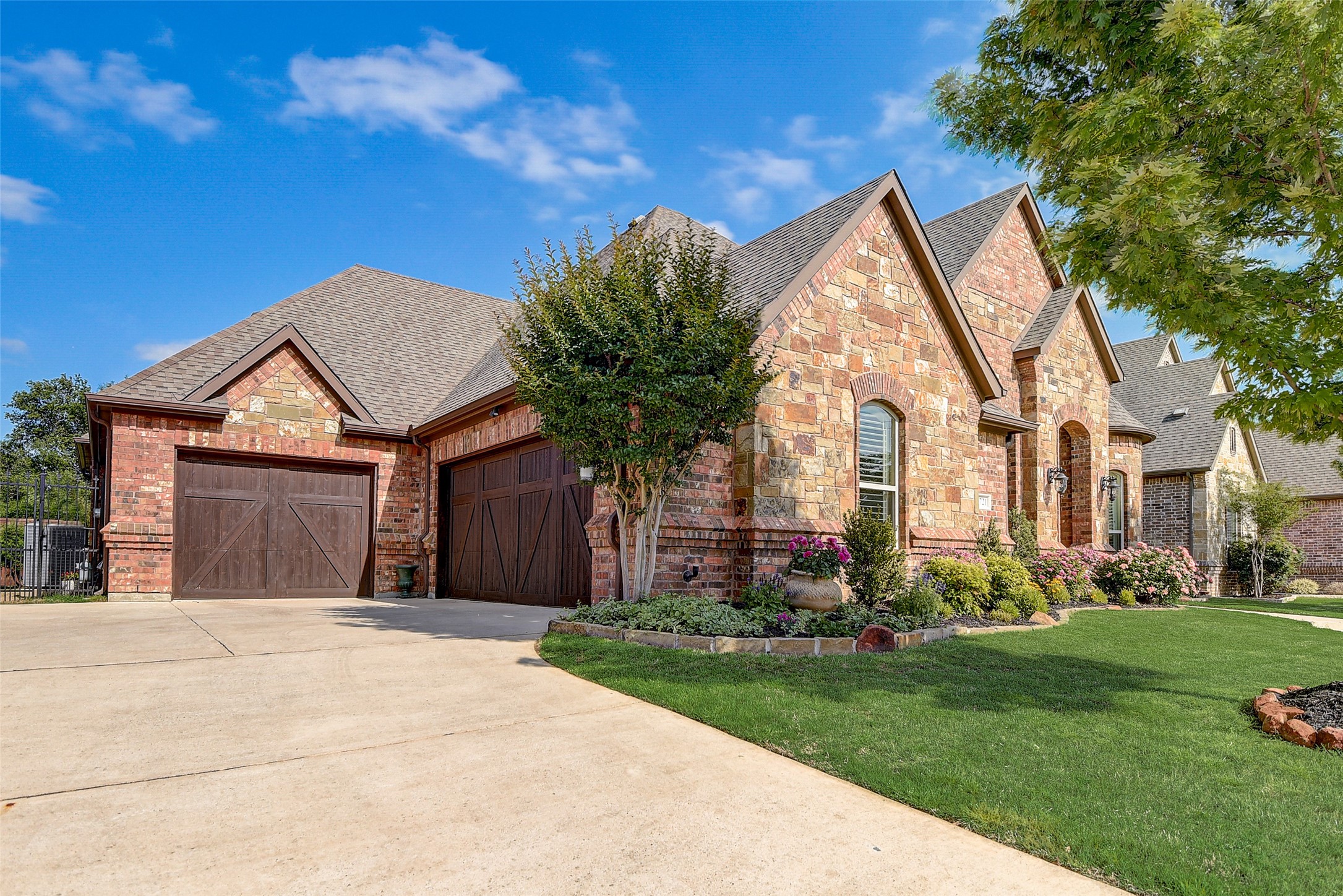 8721 Shadywood Lane North Richland Hills TX 76182