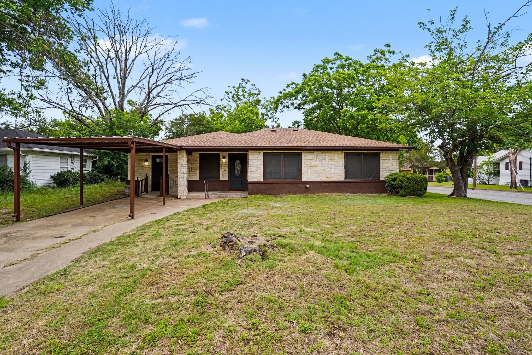 801 N 37th Street Corsicana TX 75110