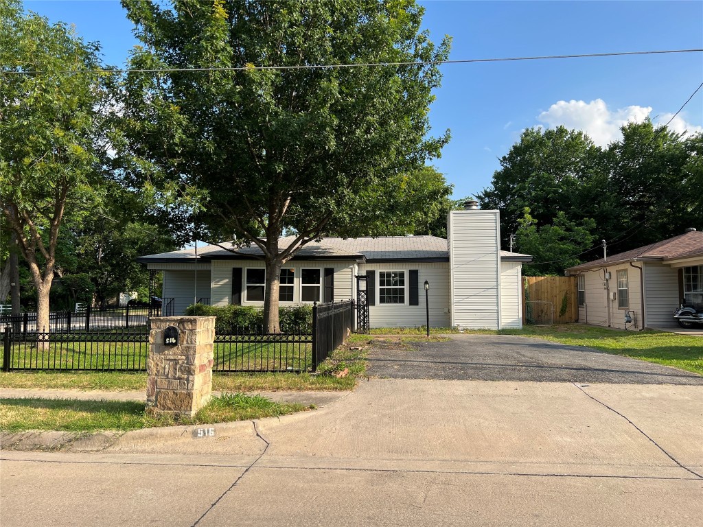 516 Elwood Road Irving TX 75061