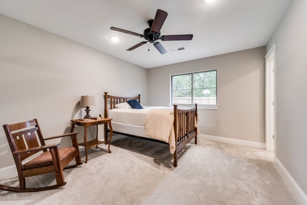 1225 Augusta Road Benbrook TX 76126