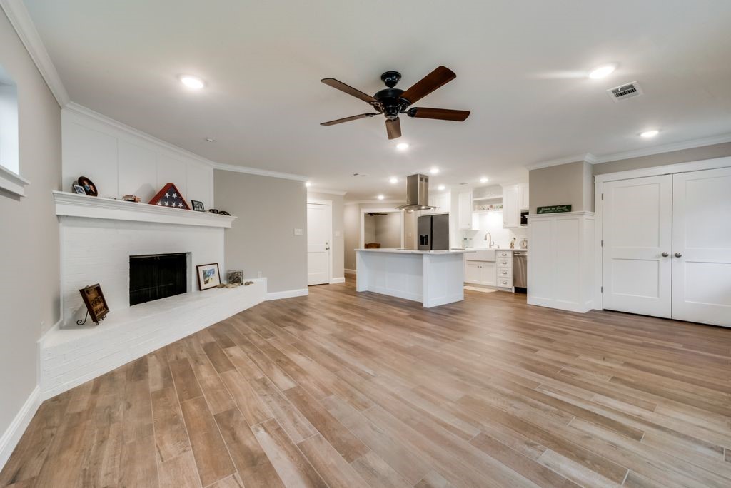 1225 Augusta Road Benbrook TX 76126
