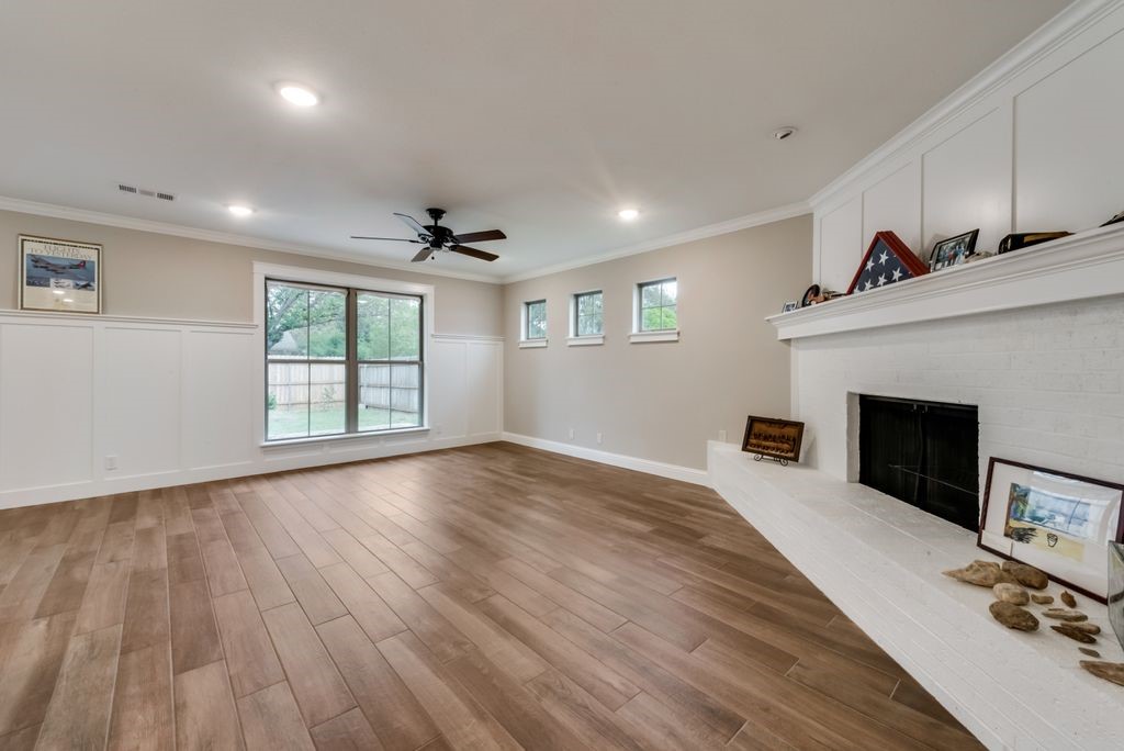 1225 Augusta Road Benbrook TX 76126