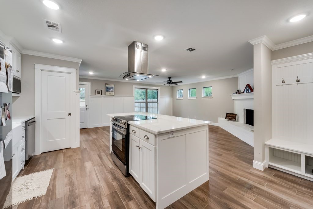1225 Augusta Road Benbrook TX 76126
