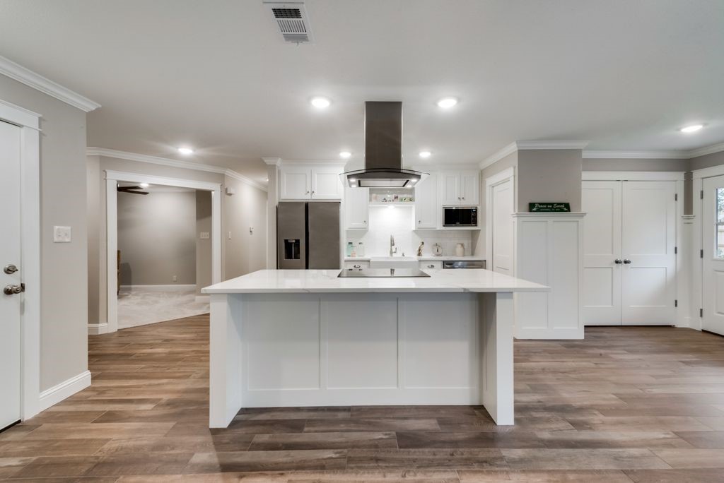 1225 Augusta Road Benbrook TX 76126