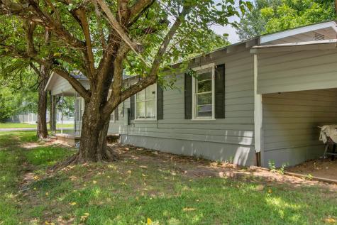 1477 W Austin Street Paris TX 75460