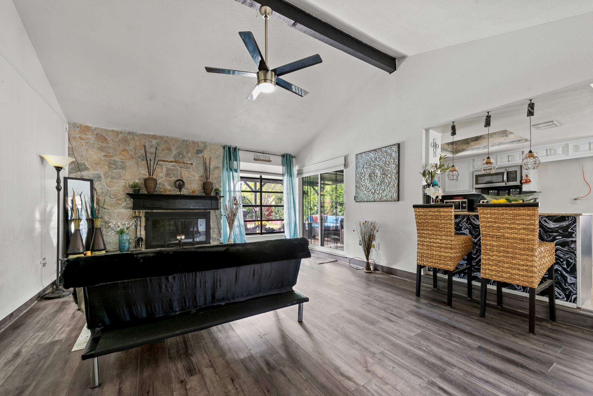 708 Del Mar Lane Arlington TX 76012
