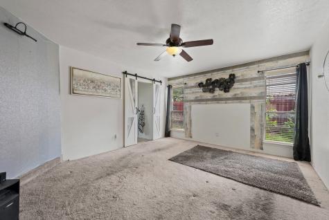 708 Del Mar Lane Arlington TX 76012