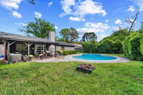 708 Del Mar Lane Arlington TX 76012