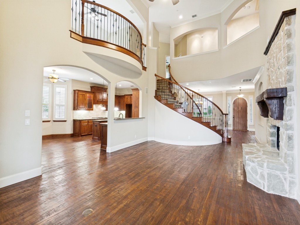 1114 Wynne Drive Garland TX 75044