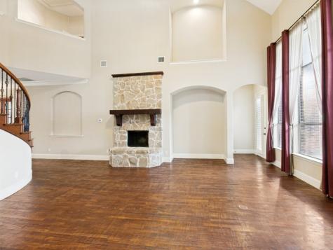 1114 Wynne Drive Garland TX 75044