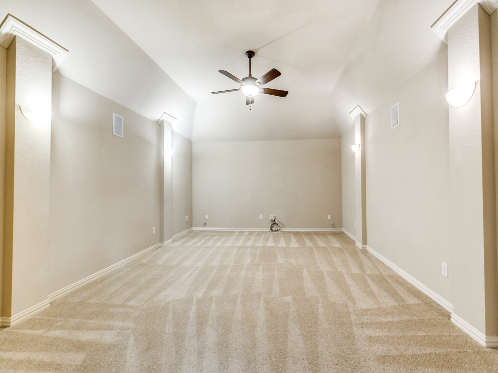 1114 Wynne Drive Garland TX 75044