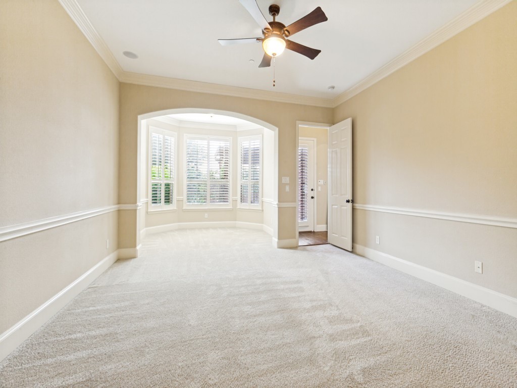 1114 Wynne Drive Garland TX 75044