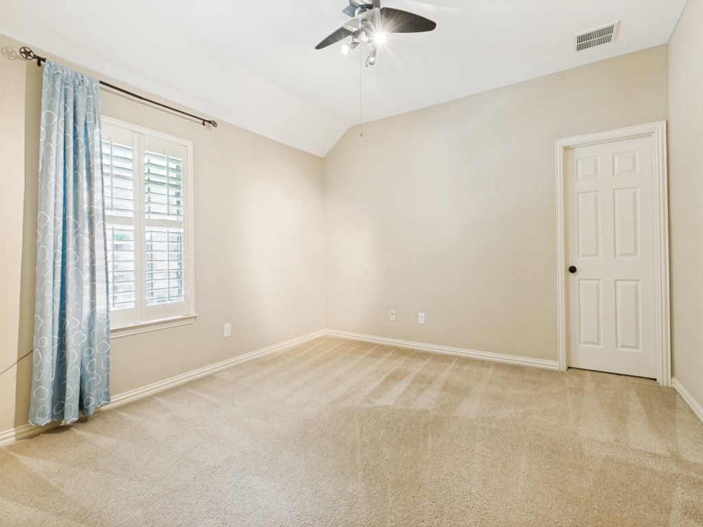 1114 Wynne Drive Garland TX 75044