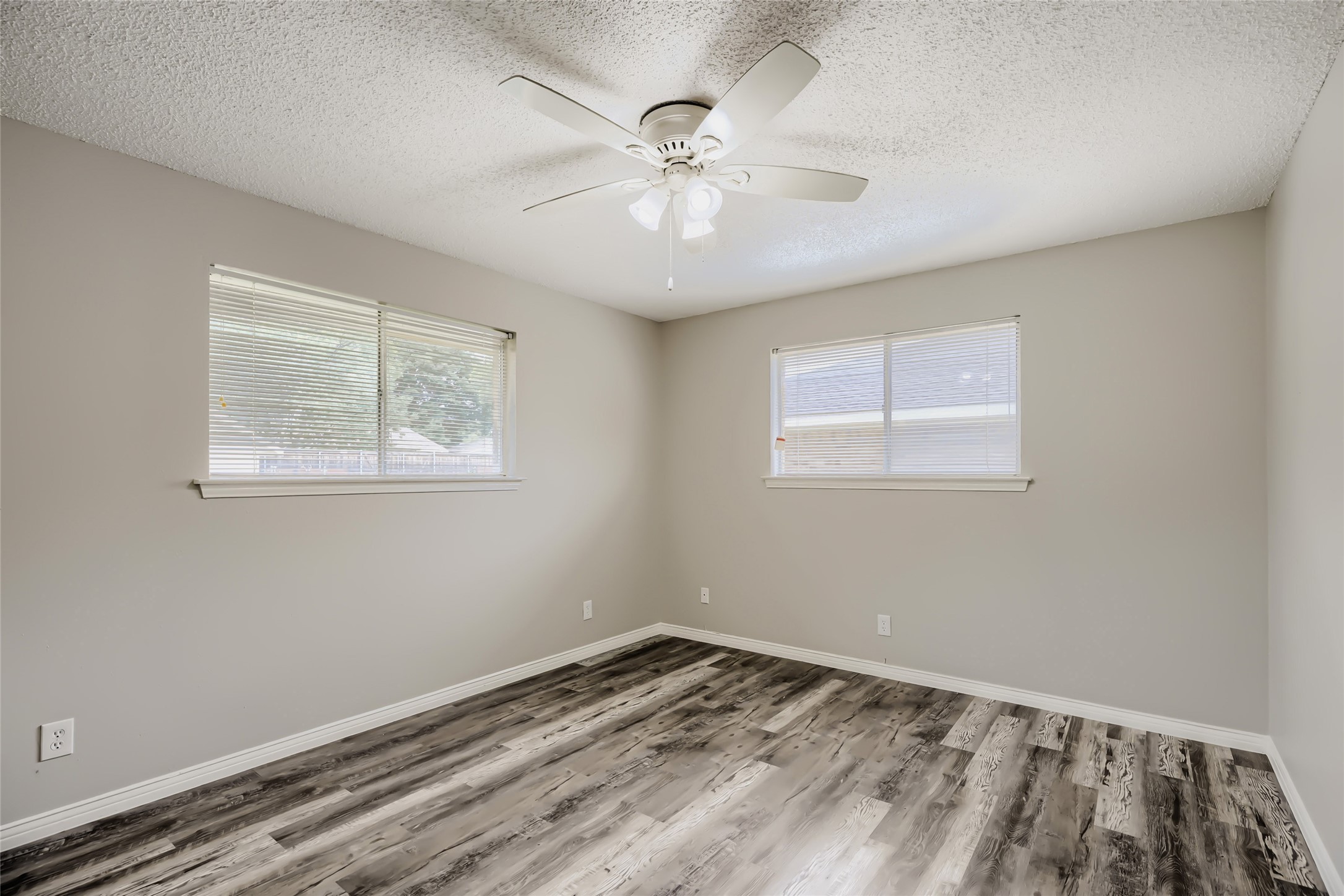 829 Poinsettia Drive Lancaster TX 75146
